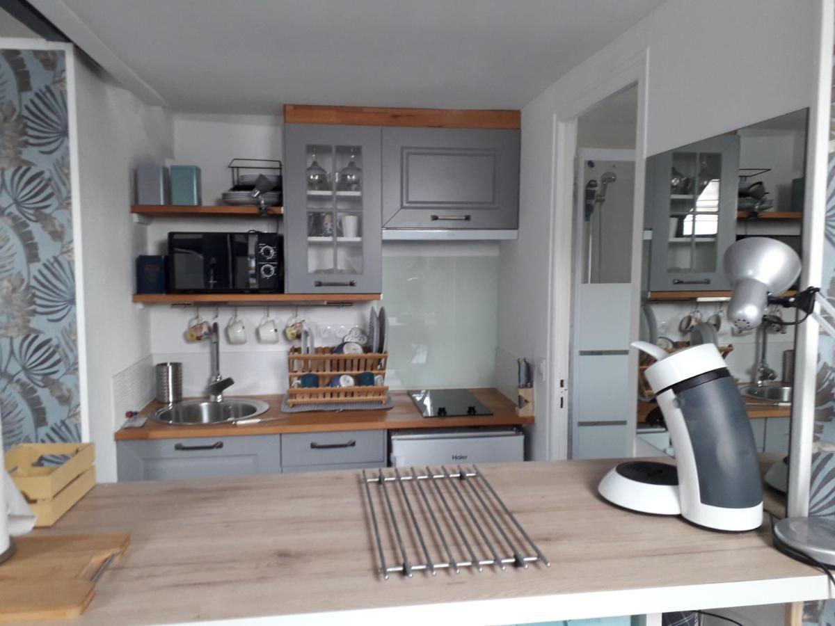 Loft Luxe Montargis: Central Haven with Bikes & River Views Exterior photo